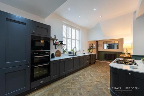 10 Cliffe Park-13.jpg