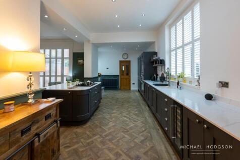 10 Cliffe Park-11.jpg