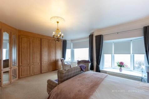 10 Cliffe Park-19.jpg