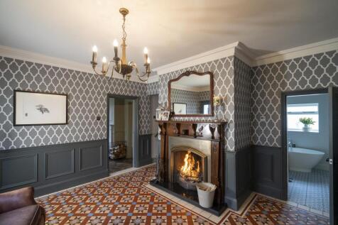 Whitburn House Lodge-09.jpg