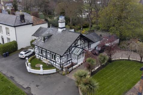 Whitburn House Lodge-03.jpg
