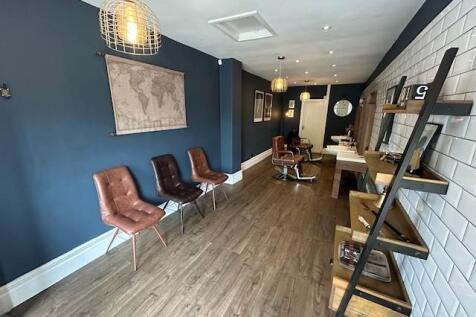 9b Martin Terrace - INTERNAL 4.jpg