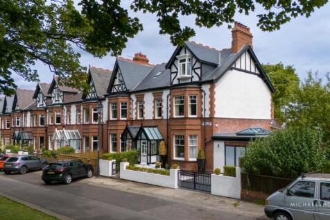Roker Park Terrace-01.jpg