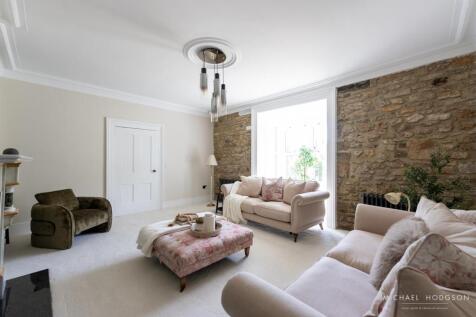 13 Front Street, Whitburn-12.jpg