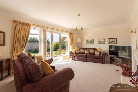 28 Newark Drive-06.jpg