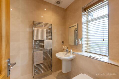 28 Newark Drive-35.jpg