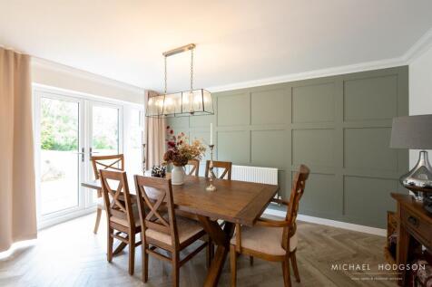 69 Leighfield Drive-12.jpg