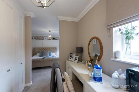69 Leighfield Drive-26.jpg
