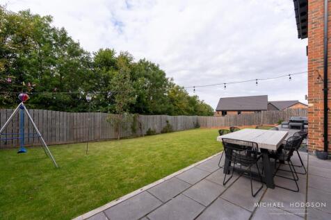 69 Leighfield Drive-53.jpg