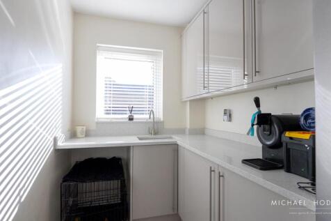1 The Mews Internal-15.jpg