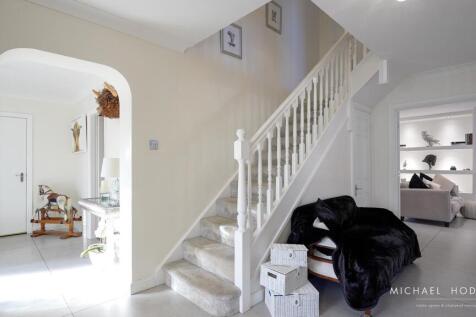 1 The Mews Internal-17.jpg