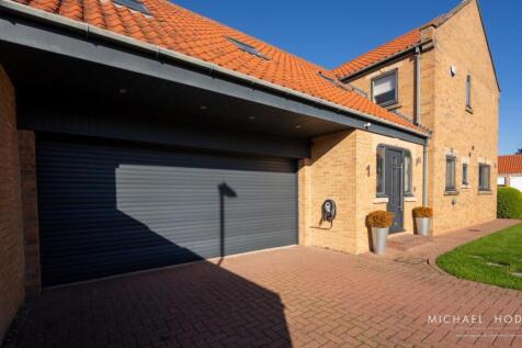 1 The Mews Internal-37.jpg