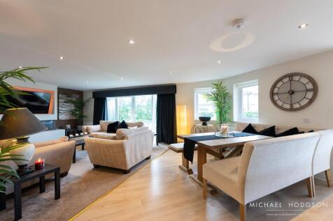 6, Normanby Court-10.jpg