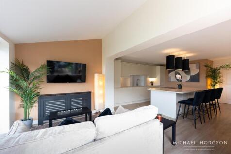 6, Normanby Court-21.jpg