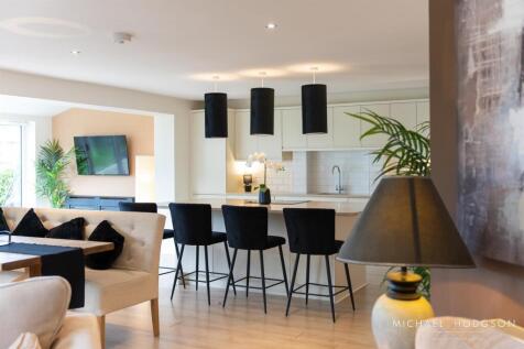 6, Normanby Court-30.jpg