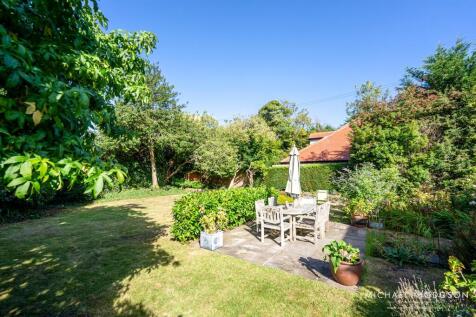 21, Laburnum Grove-62.jpg