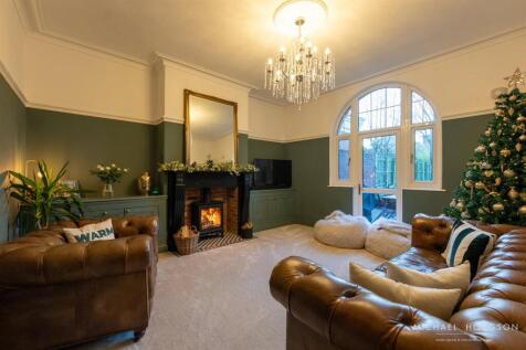 7 Ettrick Grove-09.jpg