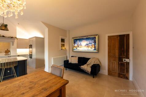 7 Ettrick Grove-20.jpg