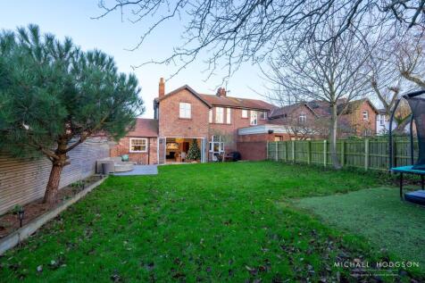 7 Ettrick Grove-48.jpg