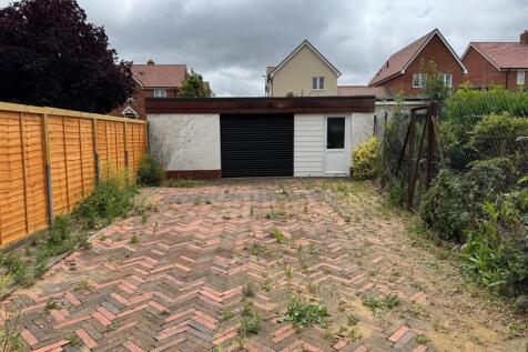 garage.jpg