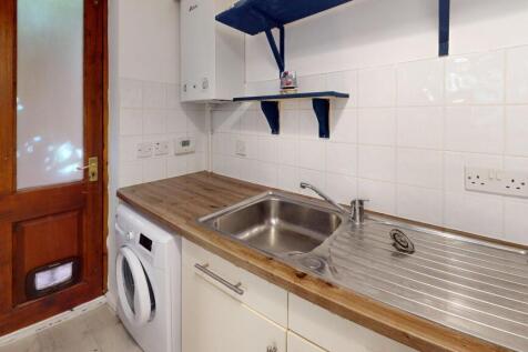 Monastery-Avenue-Kitchen.jpg