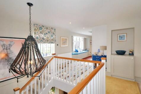 1st Floor Landing