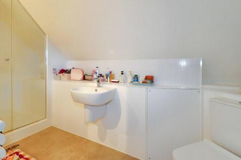 Bedroom 4 En-suite