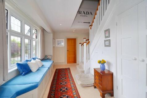 1st Floor Landing
