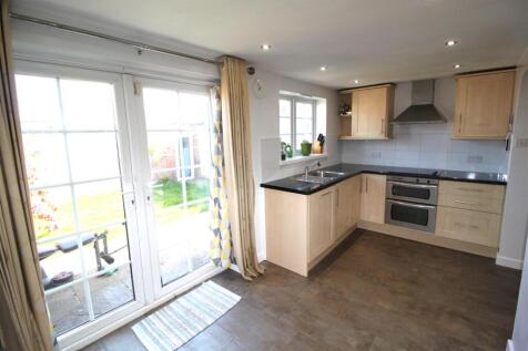 Kitchen/Dining.JPG