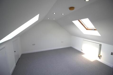 Bedroom 2.JPG