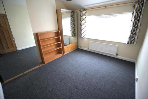 Bedroom 1.JPG