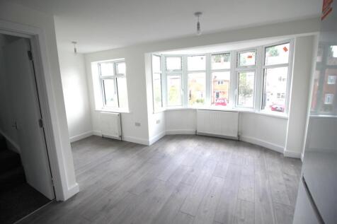 Living/Dining Area.JPG