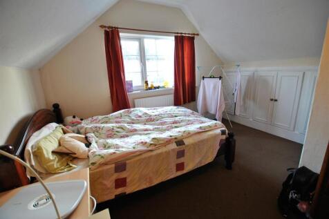 Bedroom 6.JPG