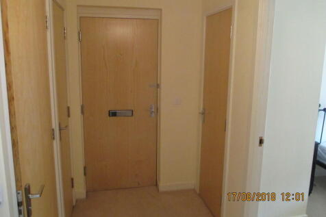 2nd view of hallw...