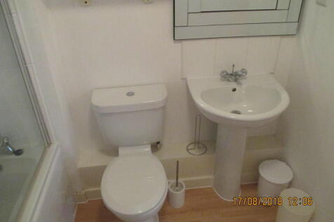 family bathroom 2