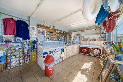 1358169-15-68d6b0...