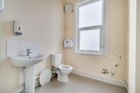 1374748-12-6908e0...