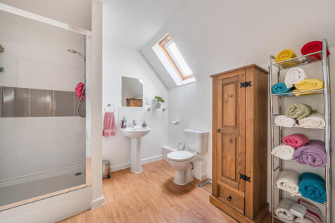 1380432-17-691210...