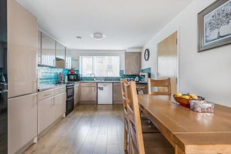 1380432-4-69120e7...