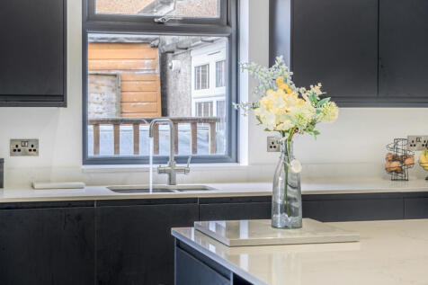 1383352-10-6929cf...