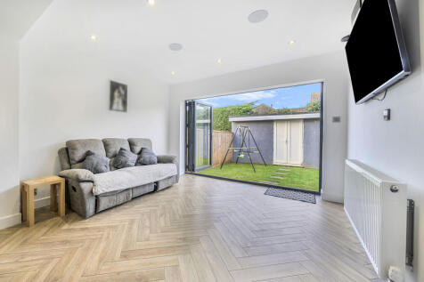 1383352-6-6929cf4...