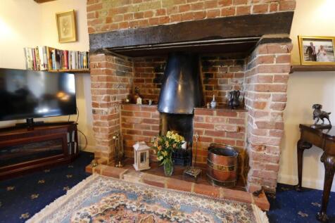 Fireplace.JPG