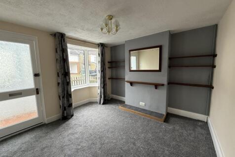 Living Room.jpg