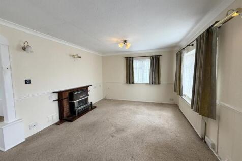 Living Room.jpg