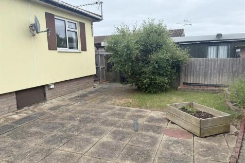 Garden 3.jpg