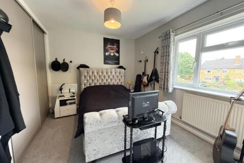 Bedroom 2.jpg
