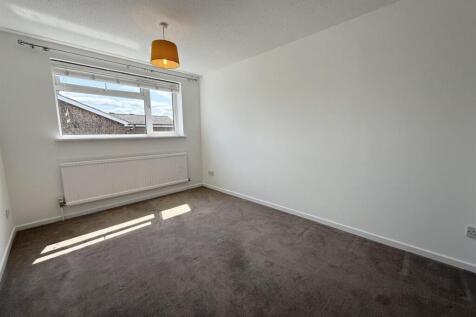 Master Bedroom.jpg