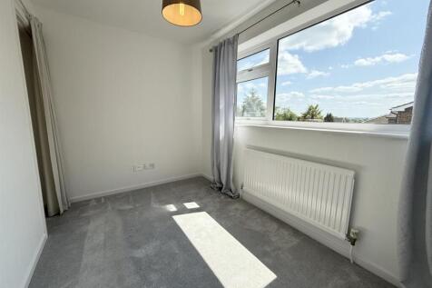 Bedroom 3.jpg