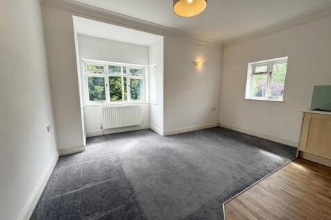 Living Room.jpg