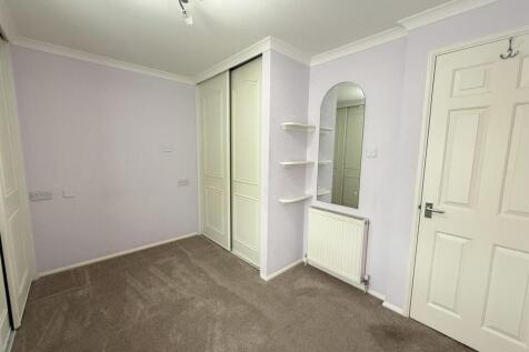 Main Bedroom 2.jpg